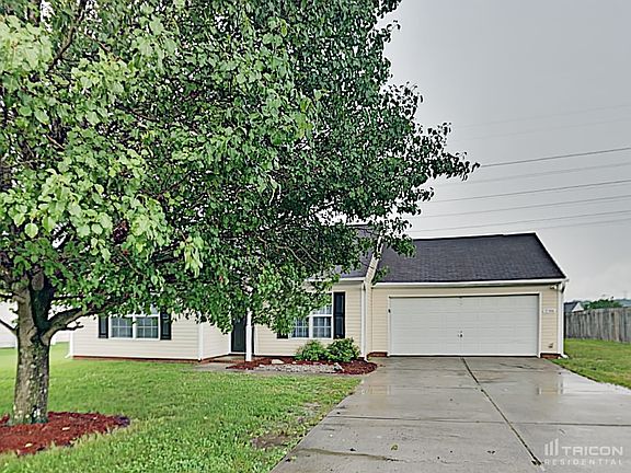 3rd image of 11306 Alvanley Hills Ct