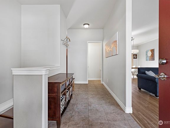 4th image of 1993 N Mahonia Place