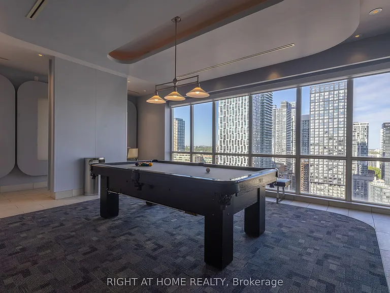 220 Victoria St #1707 — Photo 7
