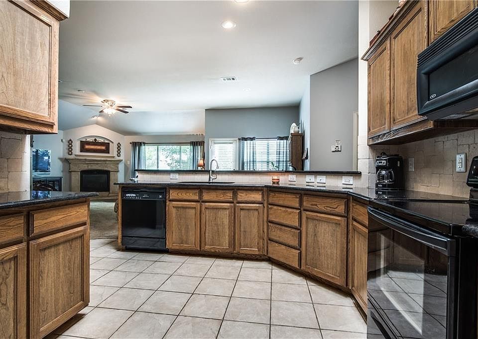 2nd image of 2925 Spotted Owl Dr