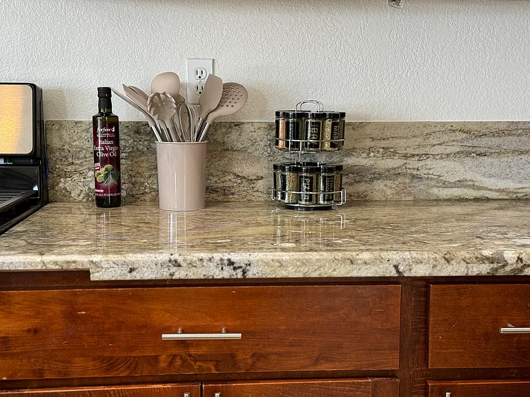 full kitchen spices