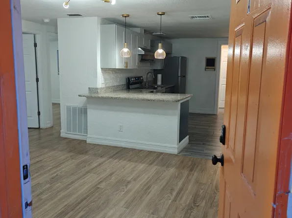 626 9th Ave W, Palmetto, FL 34221
