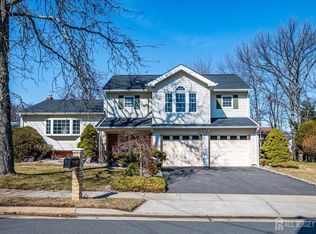 47 Lynnwood Rd, Edison, NJ 08820
