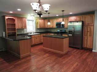 28 Westwood Lane, Henniker, NH 03242