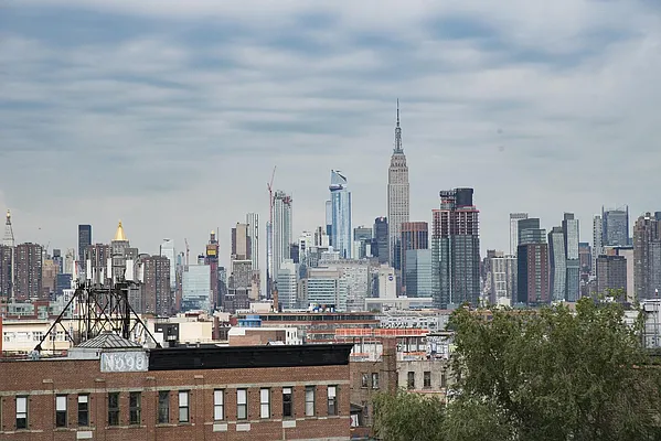 Sold by Bold New York | media 18