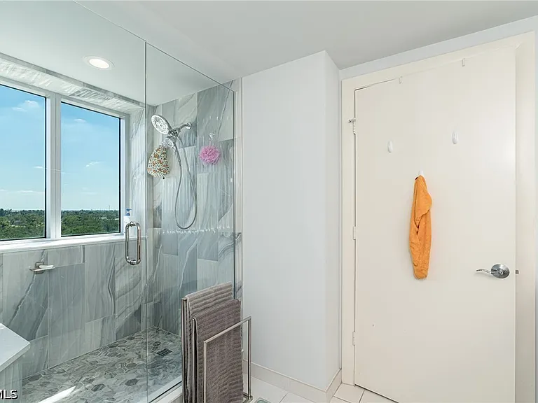 3000 Oasis Grand Blvd #801 — Photo 13