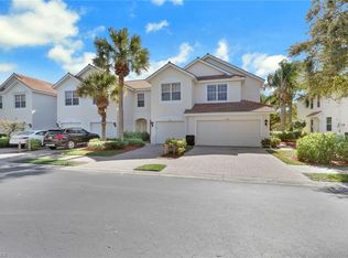 1180 Oxford LN, NAPLES, FL 34105