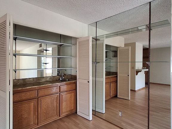 5th image of 5765 Friars Rd Unit 169