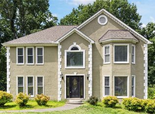 2108 Yorkshire Ct, Woodstock, GA 30189