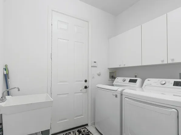 9168 Bay Point Circle, West Palm Beach, FL 33411