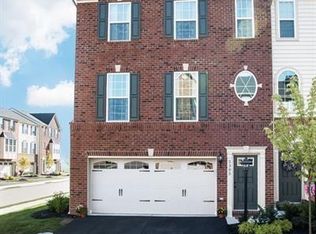 2305 Pointe View Dr, Mars, PA 16046