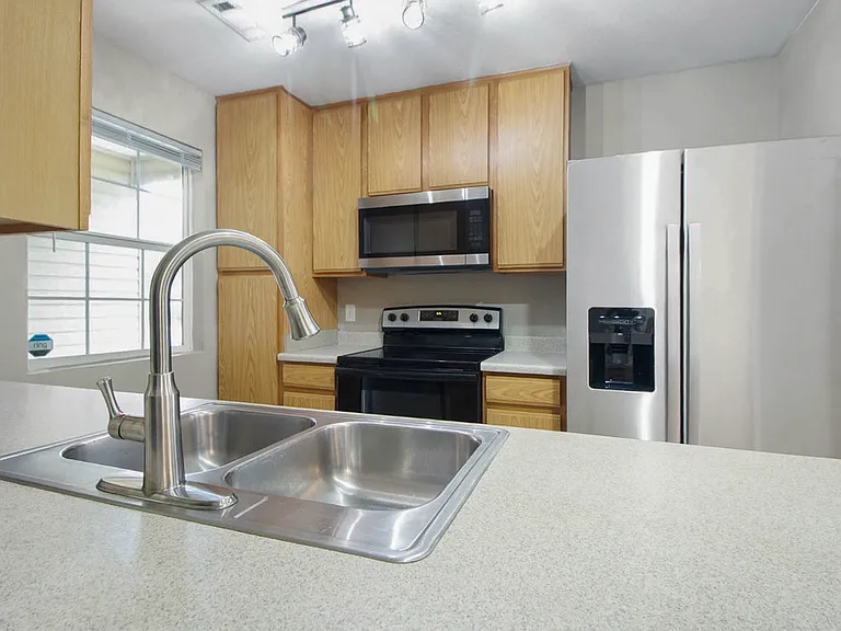 1506 Cornerstone Ct #A — Photo 7