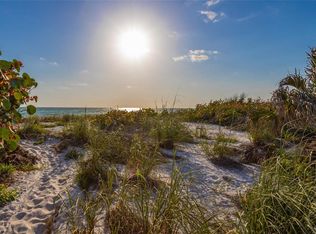 560 Gulf Bay Rd #17, Longboat Key, FL 34228