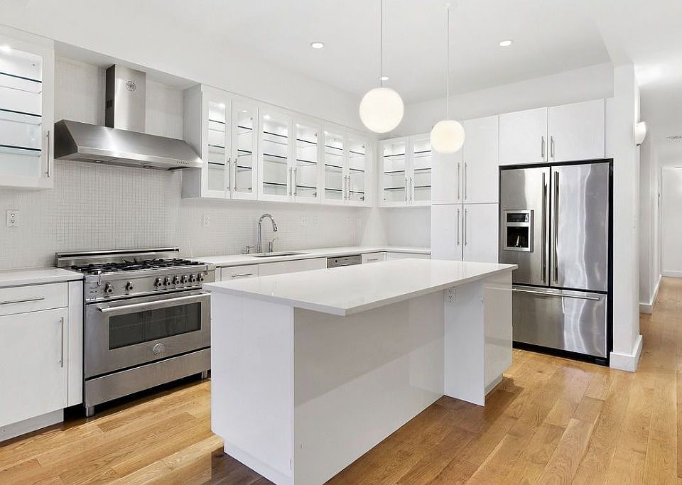 1st image of 51 Murray St APT 3