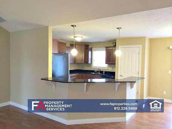 4th image of 10700 Tecumseh Dr
