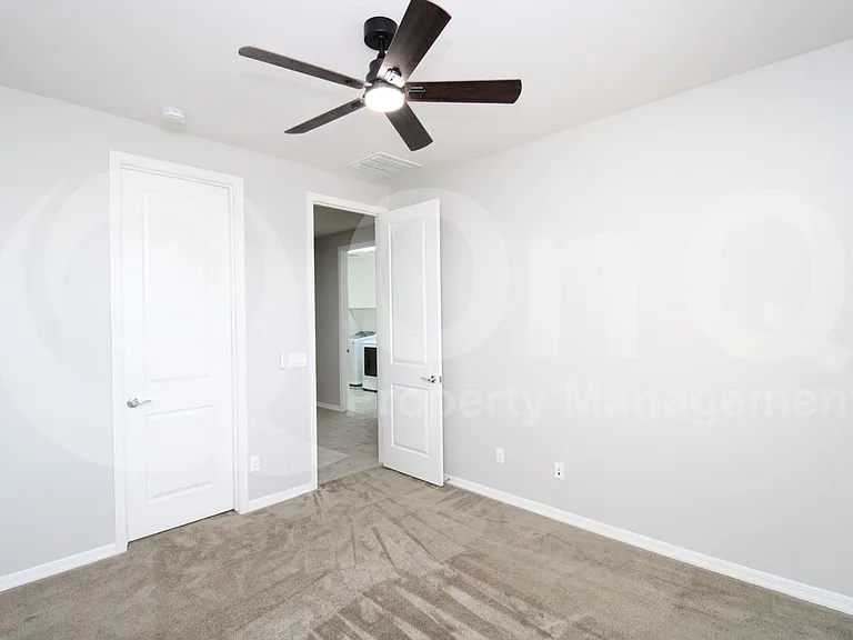 4146 E Glacier Pl — Photo 17