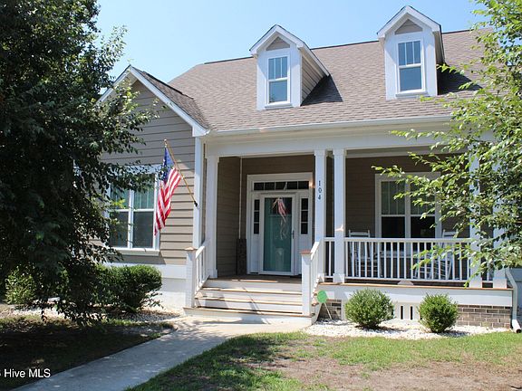 3rd image of 104 Queens Harbor Drive