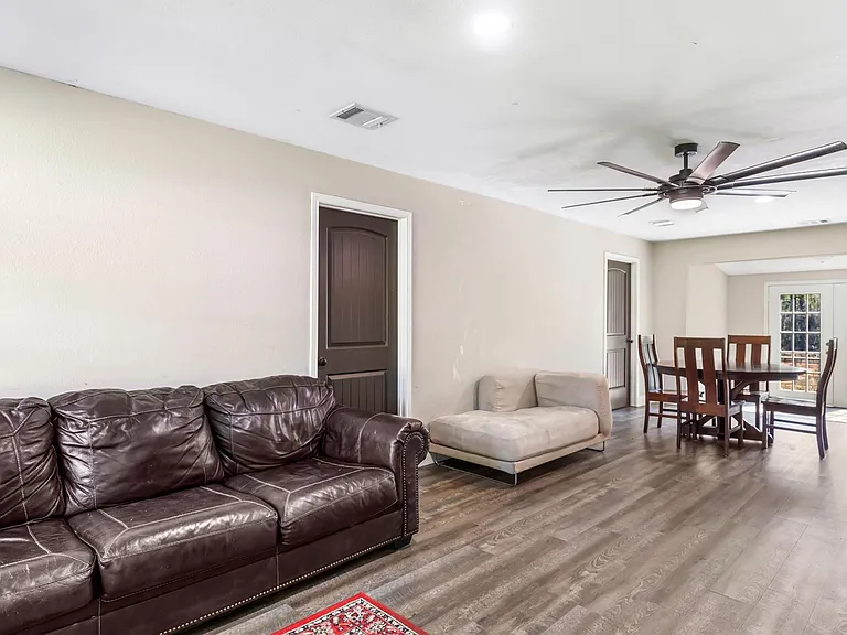 218 Waterfall Dr — Photo 13