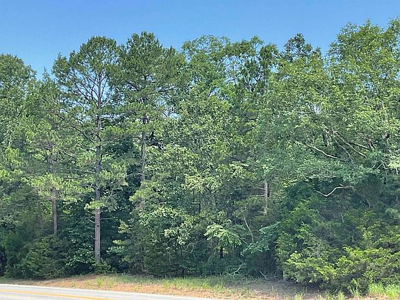 3rd image of 2519 Greers Ferry Rd