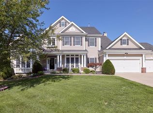 556 Lexington Landing Dr, Saint Charles, MO 63303