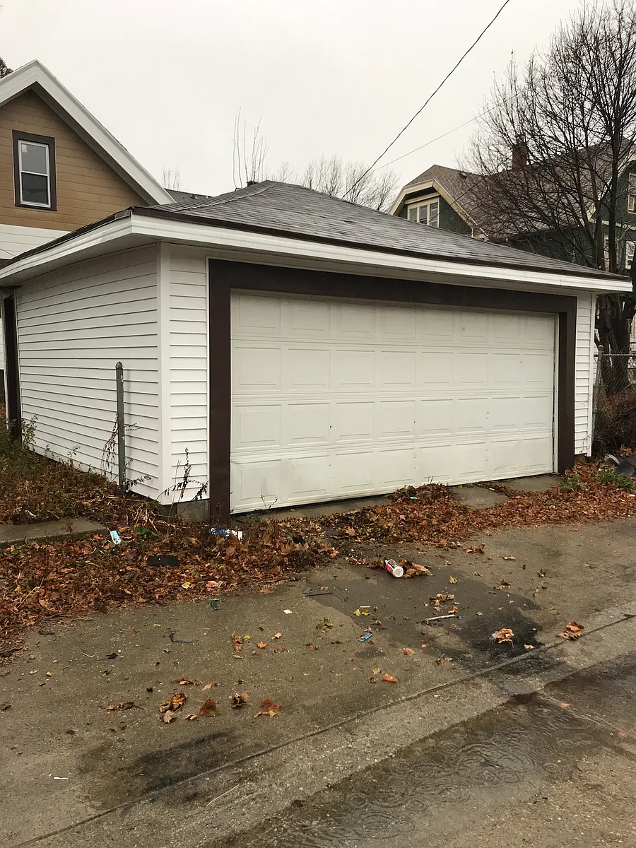 Building Photo - 3008 N 39th St