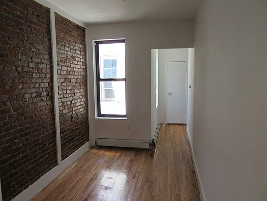 Rented by Lucky Apt Inc | media 2