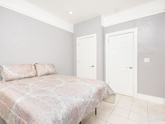 3rd image of 160 Wadsworth Ave #600/601