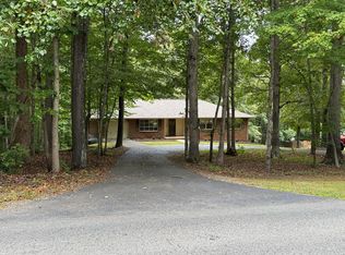 1740 Hunting Hills Rd, Danville, VA 24540
