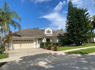 2690 Crystal Cir, Dunedin, FL 34698