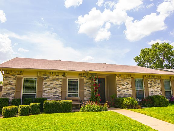 2nd image of 2121 Courtland Cir