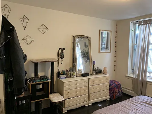 Rented by Worth Property Group | media 34