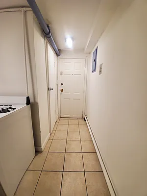 Rented by Paragon Real Estate Corporation | media 10