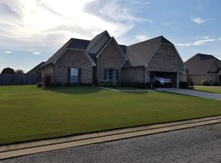 135 Rippavilla St, Saltillo, MS 38866