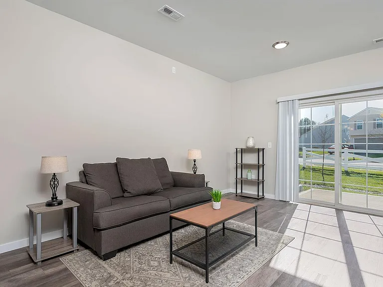 Demorest Townhomes — Photo 9