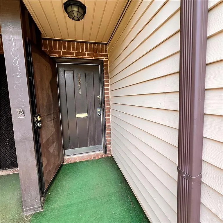 3 bed, 2.0 bath, 1440 sqft, $1,650 — Photo 2