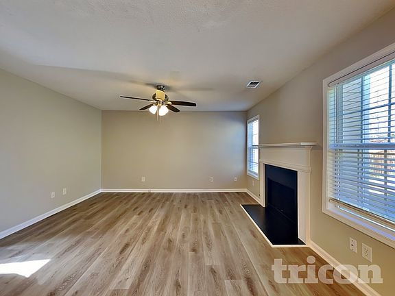 2nd image of 109 Bainbridge Way