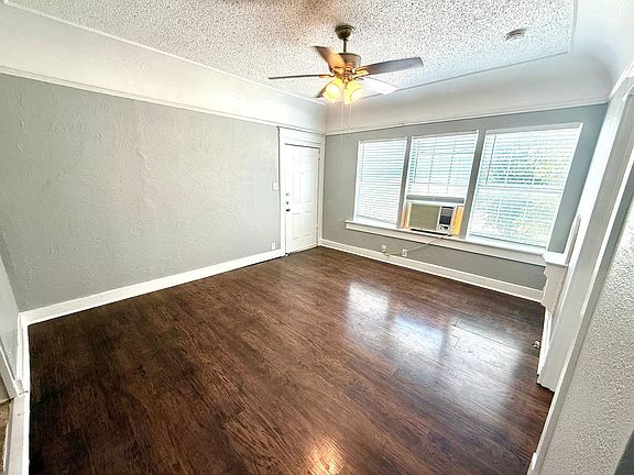 5th image of 1409 W Woodlawn Ave APT 1