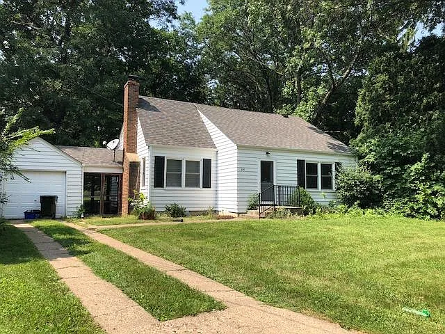 626 Brookland Park Dr