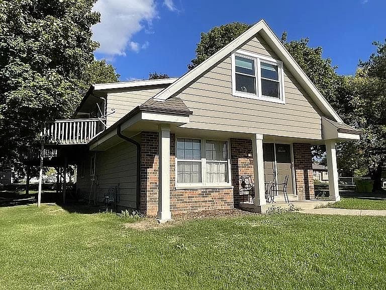1st image of 730 Normandy Cir