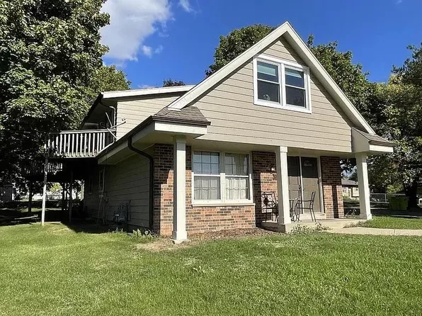 730 Normandy Cir, Hartland, WI 53029