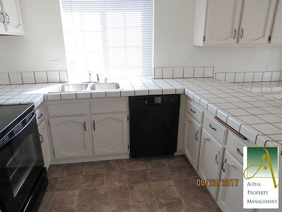 5th image of 3986 N Country Dr