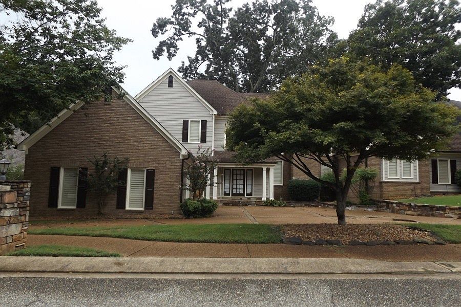 1st image of 7685 Fairway Forest Dr W