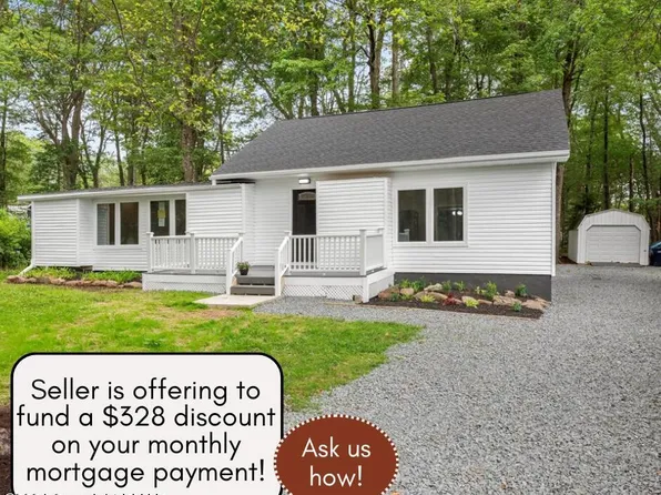 204 Palomino Pl, Tobyhanna, PA 18466
