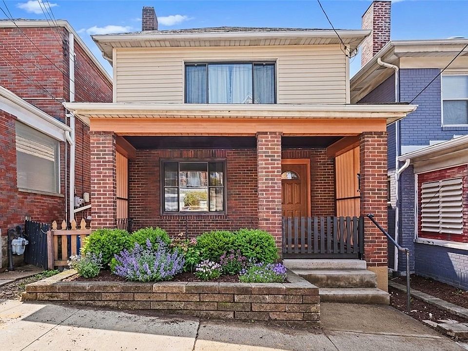 1st image of 804 Lilac St