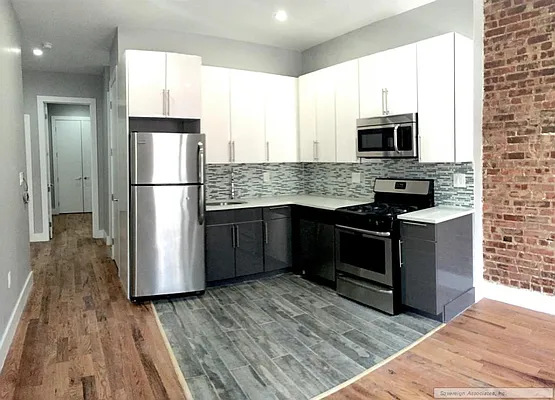 Rented by Sovereign Associates | media 12