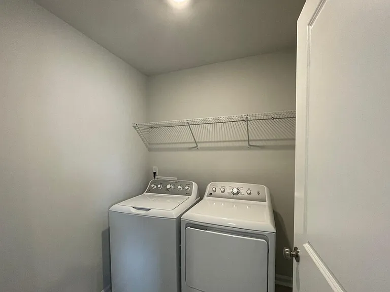 210 Golden Arms Dr — Photo 20