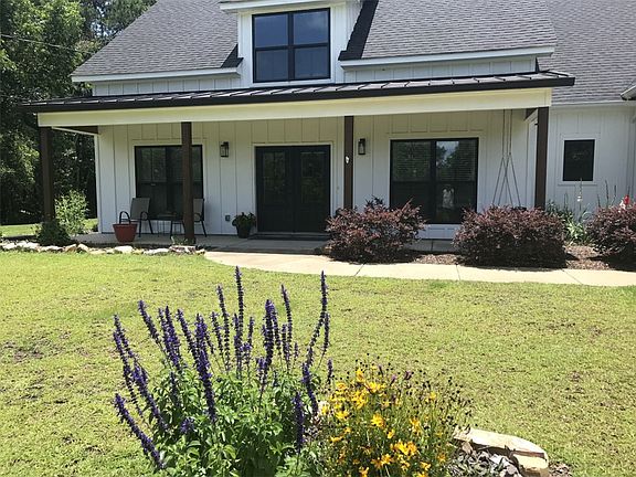 3rd image of 4636 Sandhill Rd