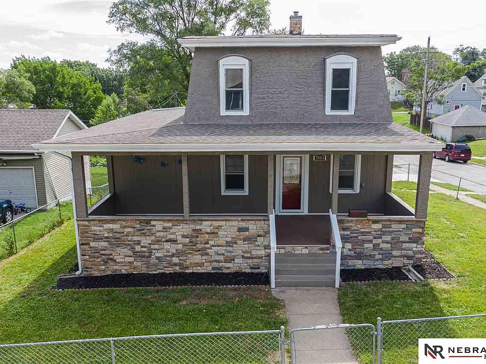 1st image of 2523 S 31st St