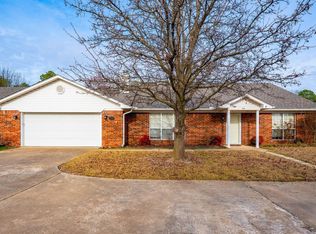 1005 S German Ln APT 93, Conway, AR 72034