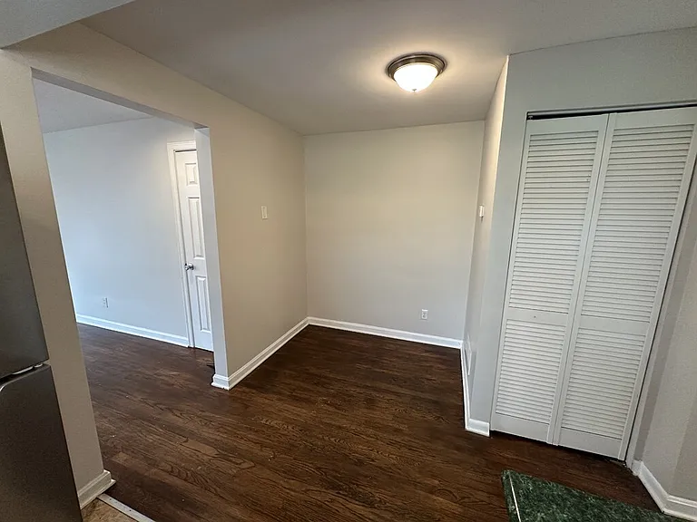 3918 E Gatewood Ln #4 — Photo 5
